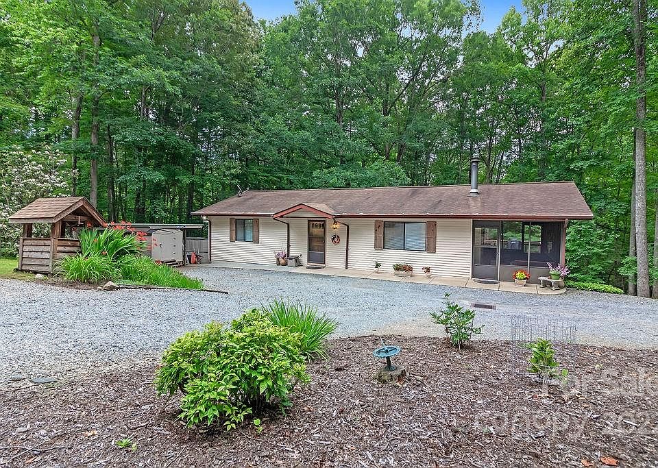 1st image of 68 Skyland Dr