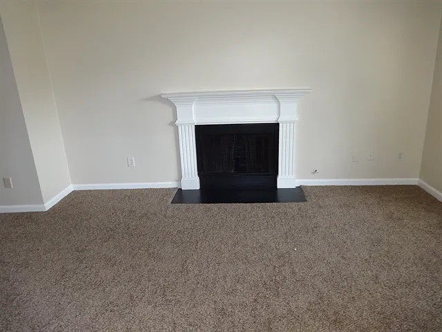 3 bed, 2.5 bath, 1538 sqft, $2,185 — Photo 4