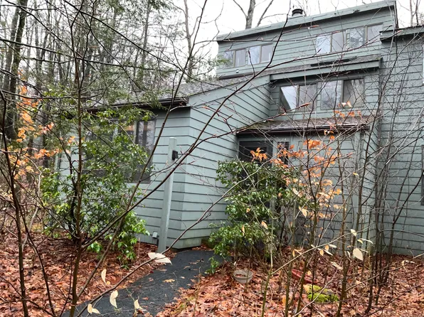 372 Trailsend Drive, Torrington, CT 06790