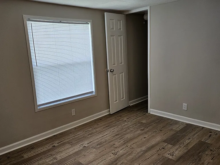 610 E Branch Dr — Photo 14