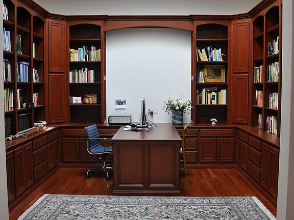 Library w/ partners' desk
