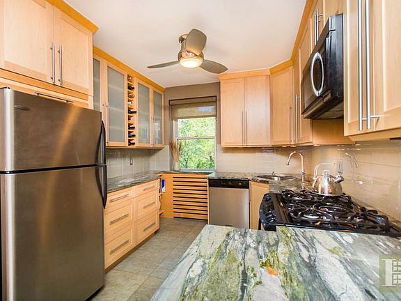 4th image of 2621 Palisade Ave APT 3D