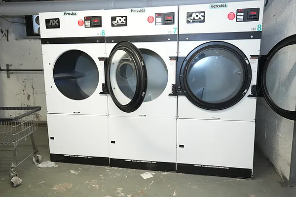 Rented by Norman Raindel, LREB | media 16