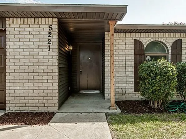 5221 Knox Dr, The Colony, TX 75056