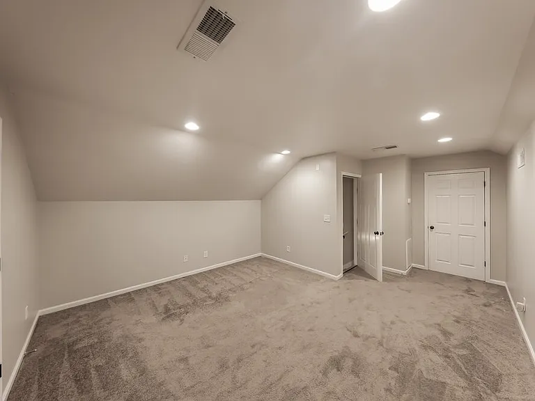 141 Stonebriar Dr — Photo 16