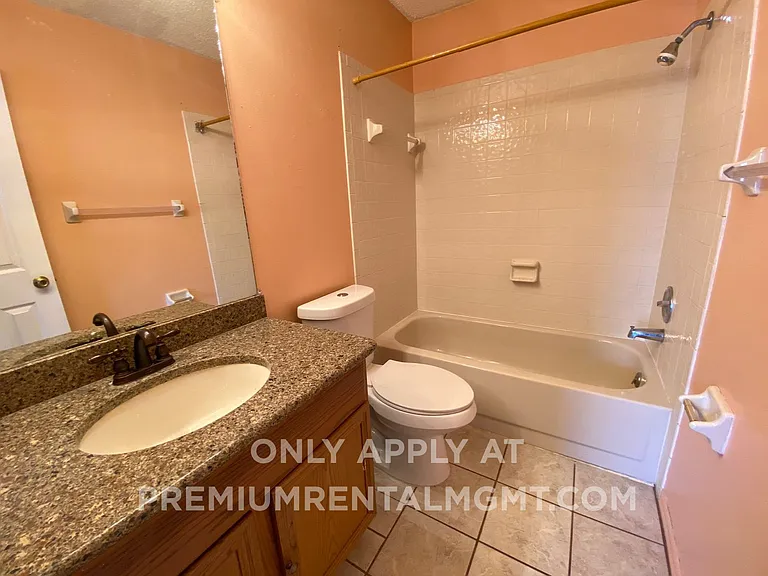 1605 Shady Ridge Ct — Photo 10