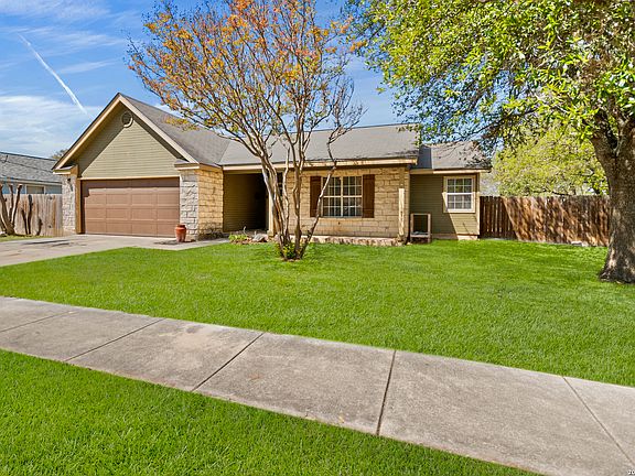 2nd image of 134 Cibolo Branch