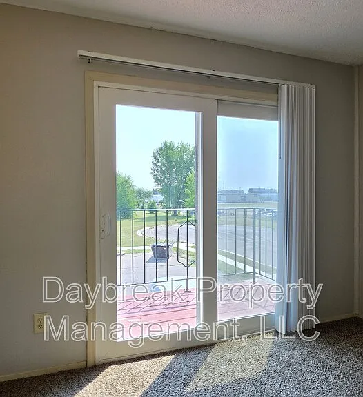 2414 3rd Ave N #17 — Photo 14