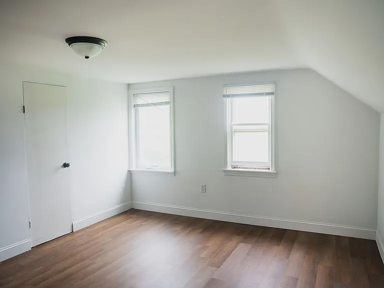 914 Hellertown Road — Photo 2