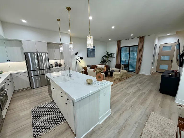 1320 W Cannon Dr #9 — Photo 10