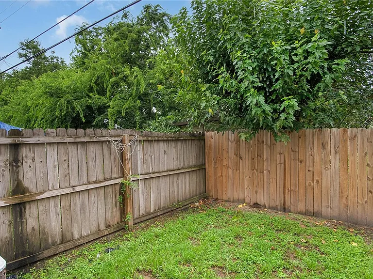 1102 Welsh Ave #B — Photo 15