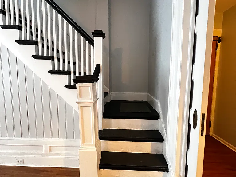 10 Arlington Ter #1 — Photo 15