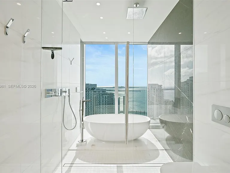 300 Biscayne Boulevard Way #3201 — Photo 13