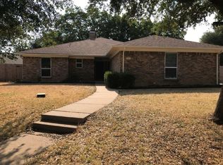 3433 Wedgworth Rd S, Fort Worth, TX 76133
