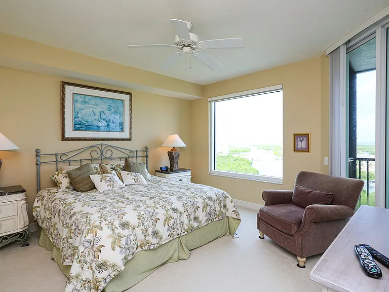 430 Cove Tower Dr #1202 — Photo 48