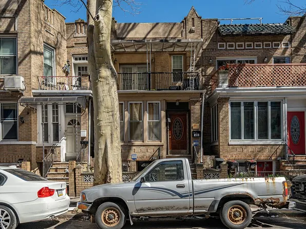 415 84th St, Brooklyn, NY 11209