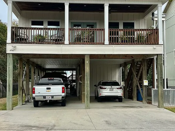 4945 Boat St, Orange Beach, AL 36561