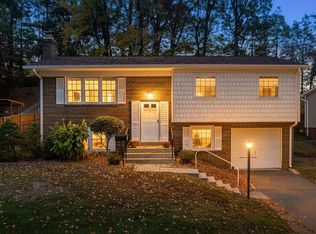 13652 Kingsman Rd, Woodbridge, VA 22193