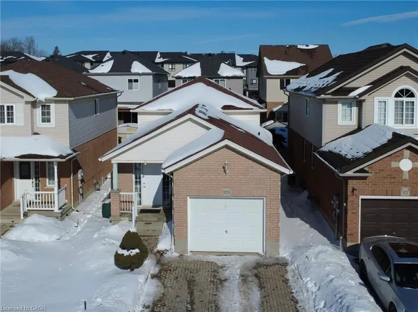 109 Green Gate Blvd, Cambridge, ON N1T 2E2