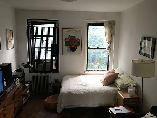 Rented by Charie Properties LLC | media 11