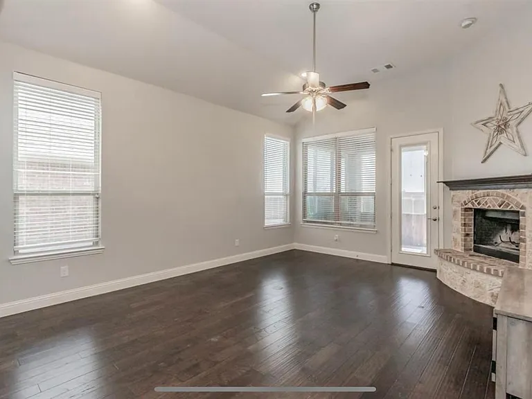 2312 Independence Dr — Photo 16