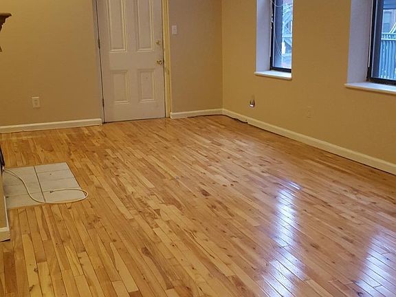 2nd image of 1729 S 11th St APT B