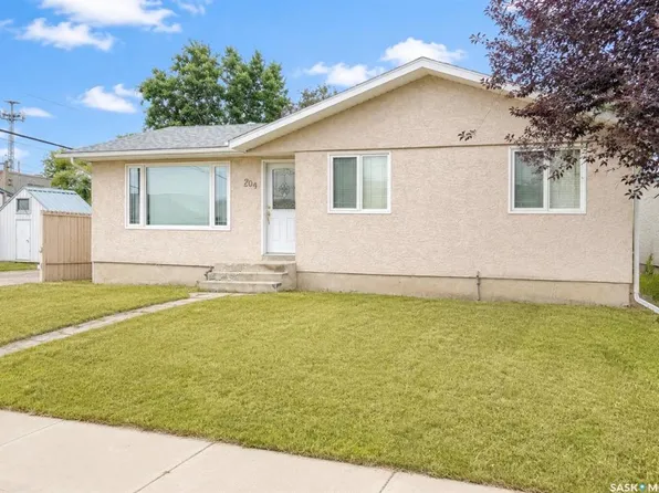 204 Brownlee STREET, Herbert, SK S0H 2A0