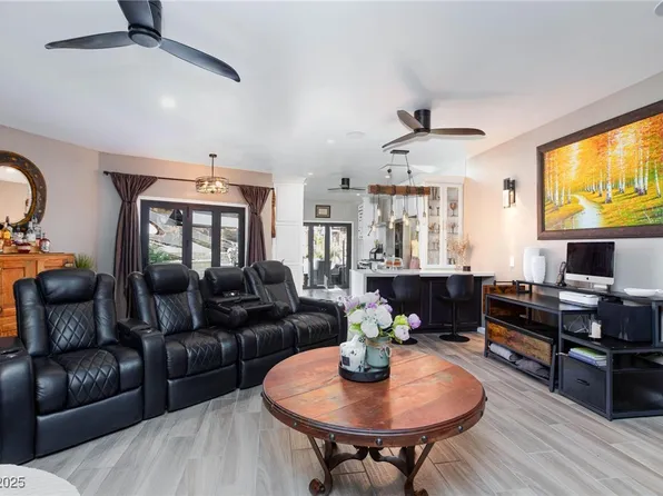 8175 Arville St #216, Las Vegas, NV 89139