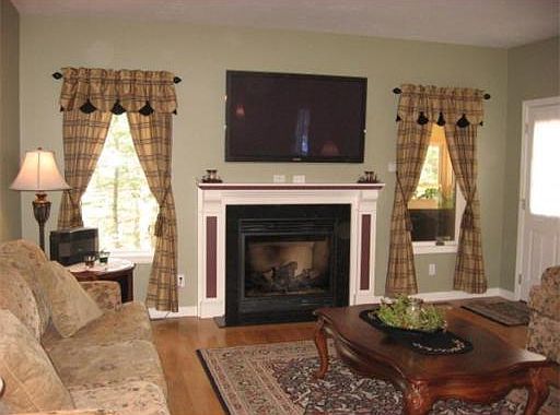 3rd image of 56 Bentwood Dr