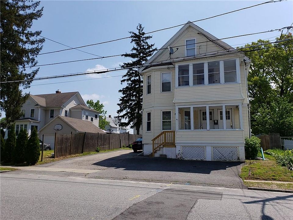 1st image of 216 Garden St #1