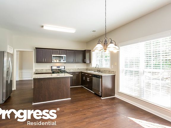 4th image of 3304 Spindletop Dr