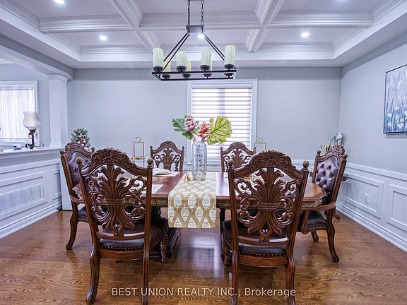 5th image of 1183 McTavish Dr