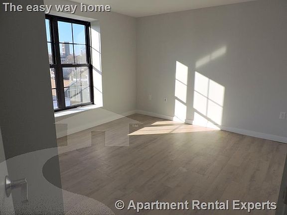 5th image of 10 Soden St #510