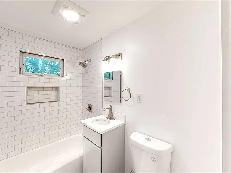 38 Nash St #38 — Photo 18