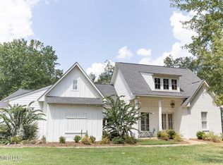 121 Lake Ridge Dr, Madison, MS 39110
