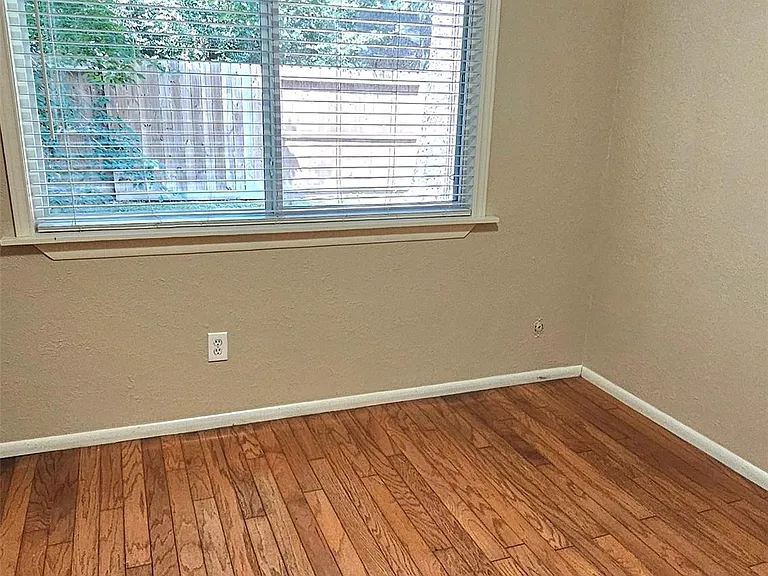 22 W Broken Oak Ct — Photo 17