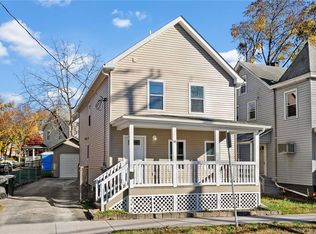 34 Walnut St, Walden, NY 12586