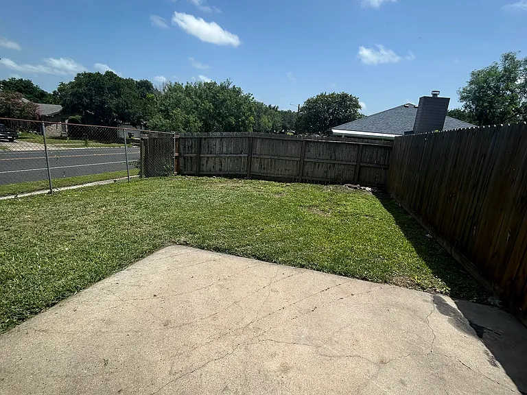 11601 Post Oak Cir #1 — Photo 10