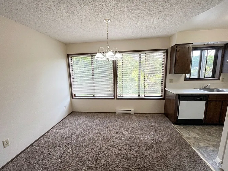 2204-2242 SE Taylor St — Photo 6
