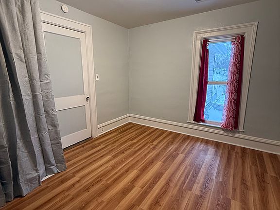 2nd image of 222 W Corunna Ave #4
