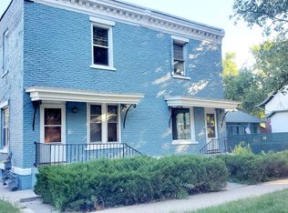 926 B St #A, Lincoln, NE 68502