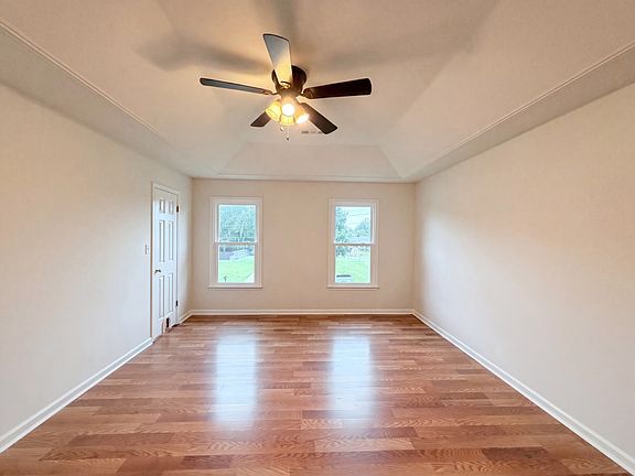 4th image of 3402 Chaney Ln