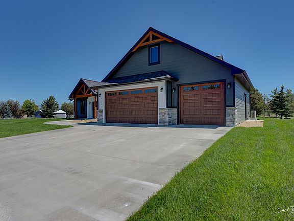 3rd image of 4279 Country View Dr
