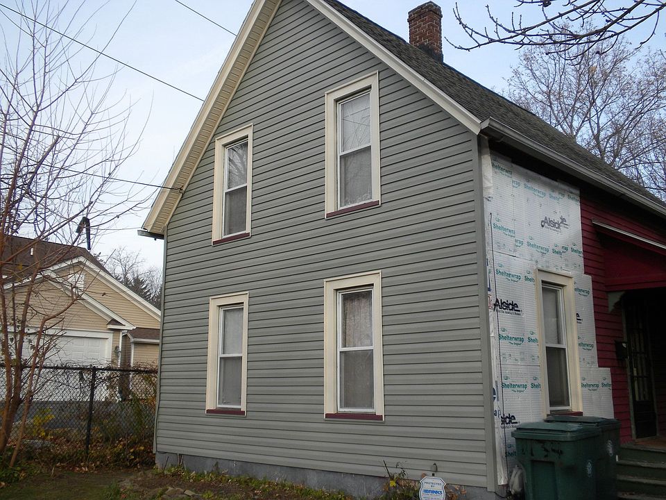 Front - siding and new roof are complete