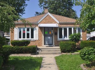 4112 Grace St, Schiller Park, IL 60176