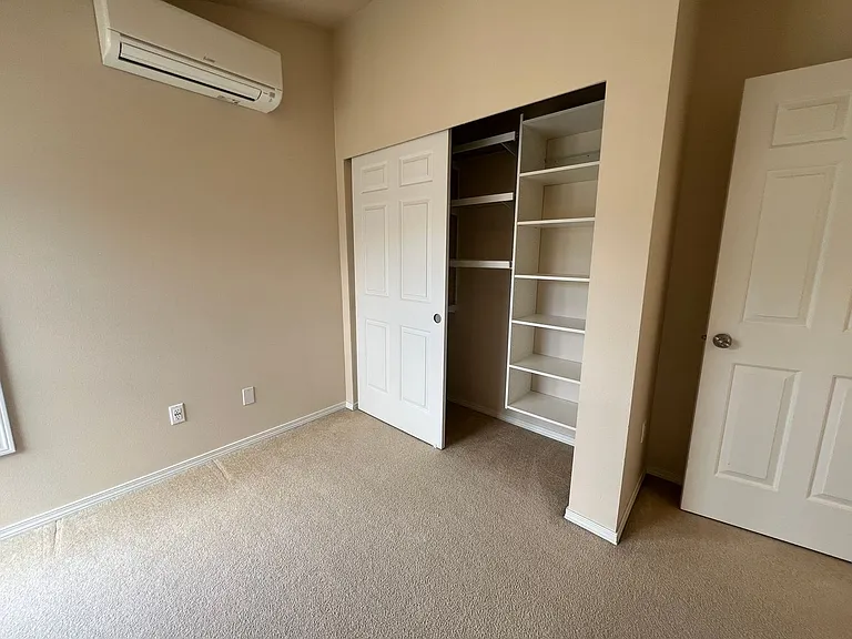 2645 B NW #57 — Photo 20