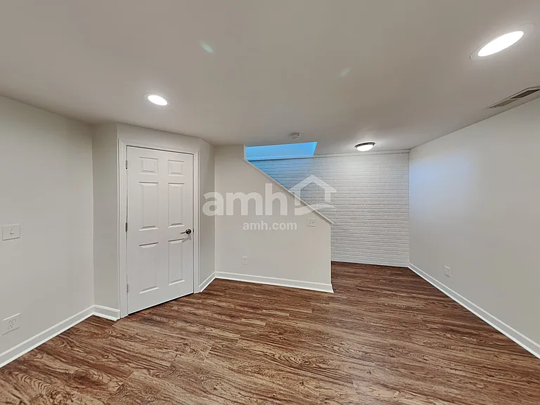836 Orwell St — Photo 20
