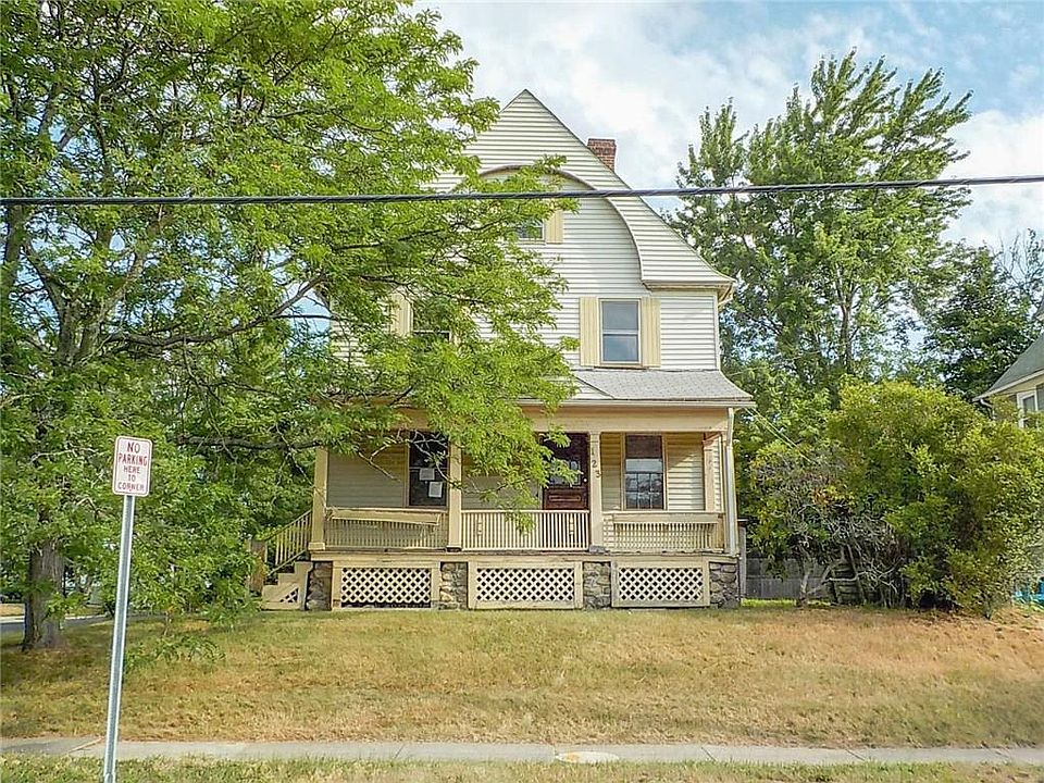 1st image of 123 Norwood Ave