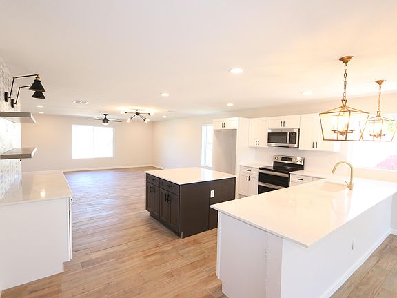 5th image of 8842 E 28th St