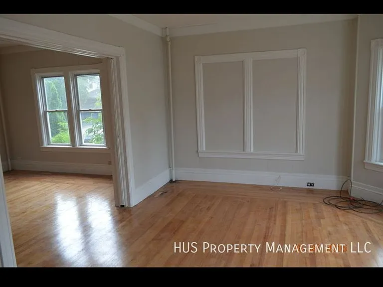 188 Central Ave — Photo 2